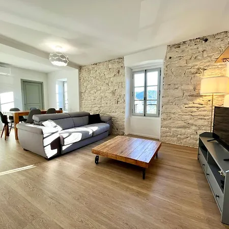 Joli T3 Sur Le Port De Avec Vue Appartement *