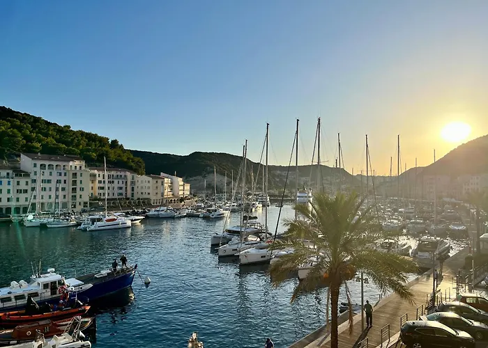 Joli T3 Sur Le Port De Avec Vue *